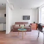 Urbanflat 203 - Beautiful Studio In The Center Of Paris