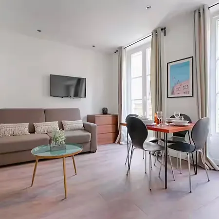 Appartamento Urbanflat 203 - Beautiful In The Center Of Parigi